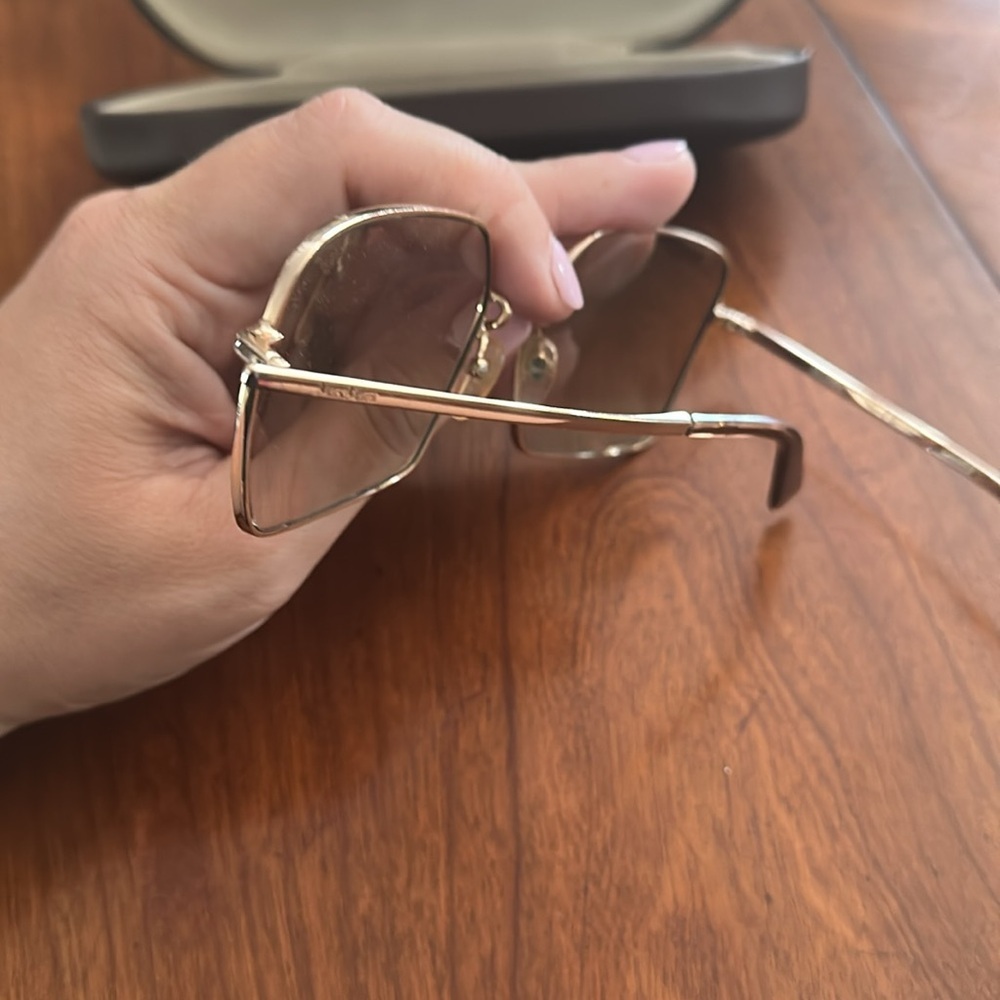 MaxMara gold square sunglasses + case - Picture 4 of 5